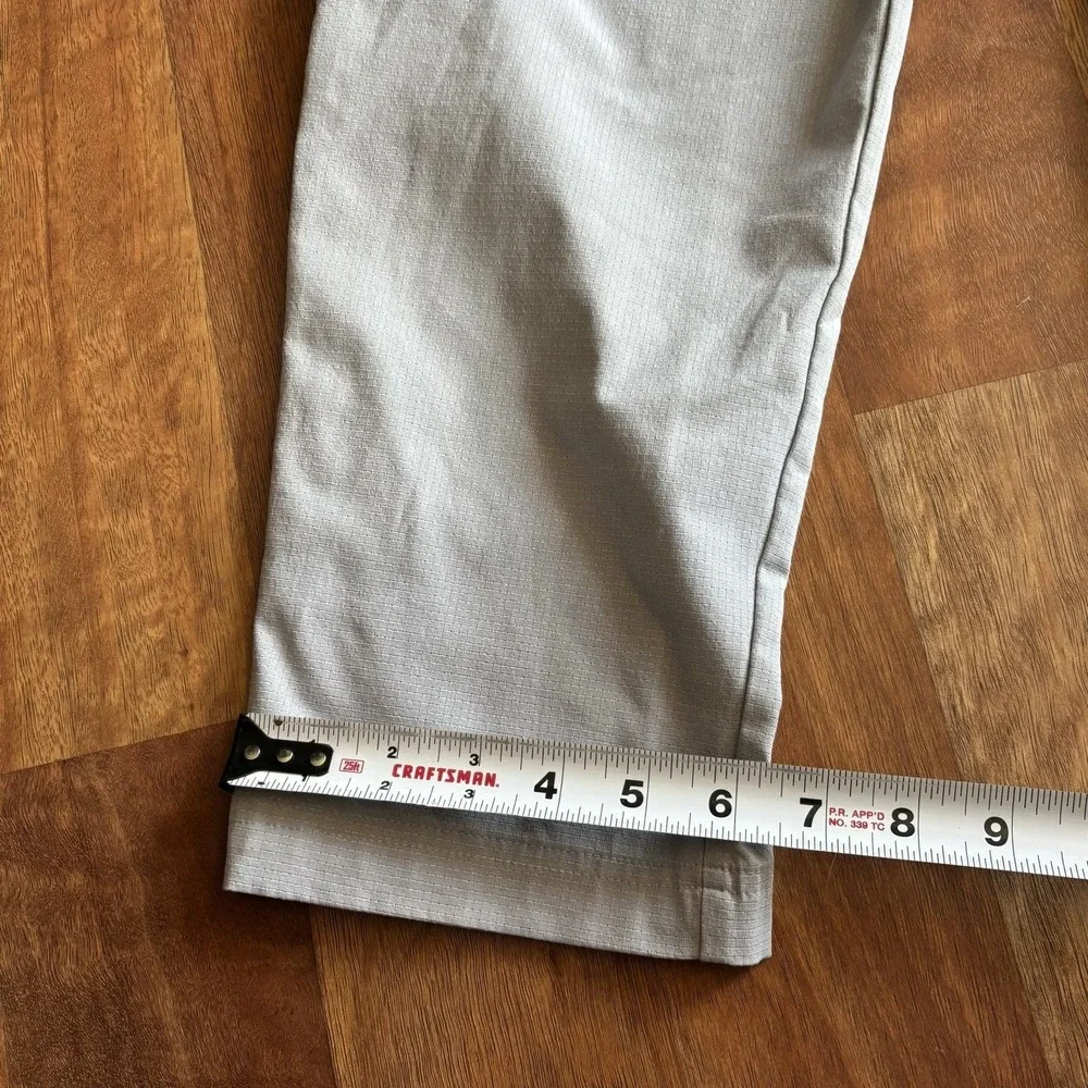 Wisconsin Badgers Pants Mens XL Gray NCAA Basketball Under Armour Warm Up